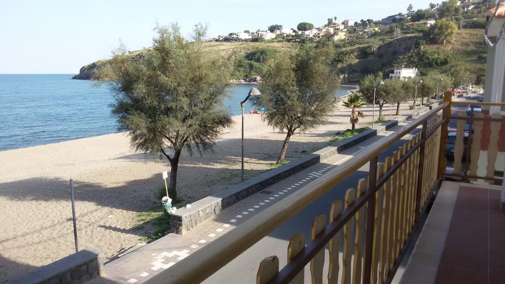 אגנונה באגני Noemi Holiday House מראה חיצוני תמונה